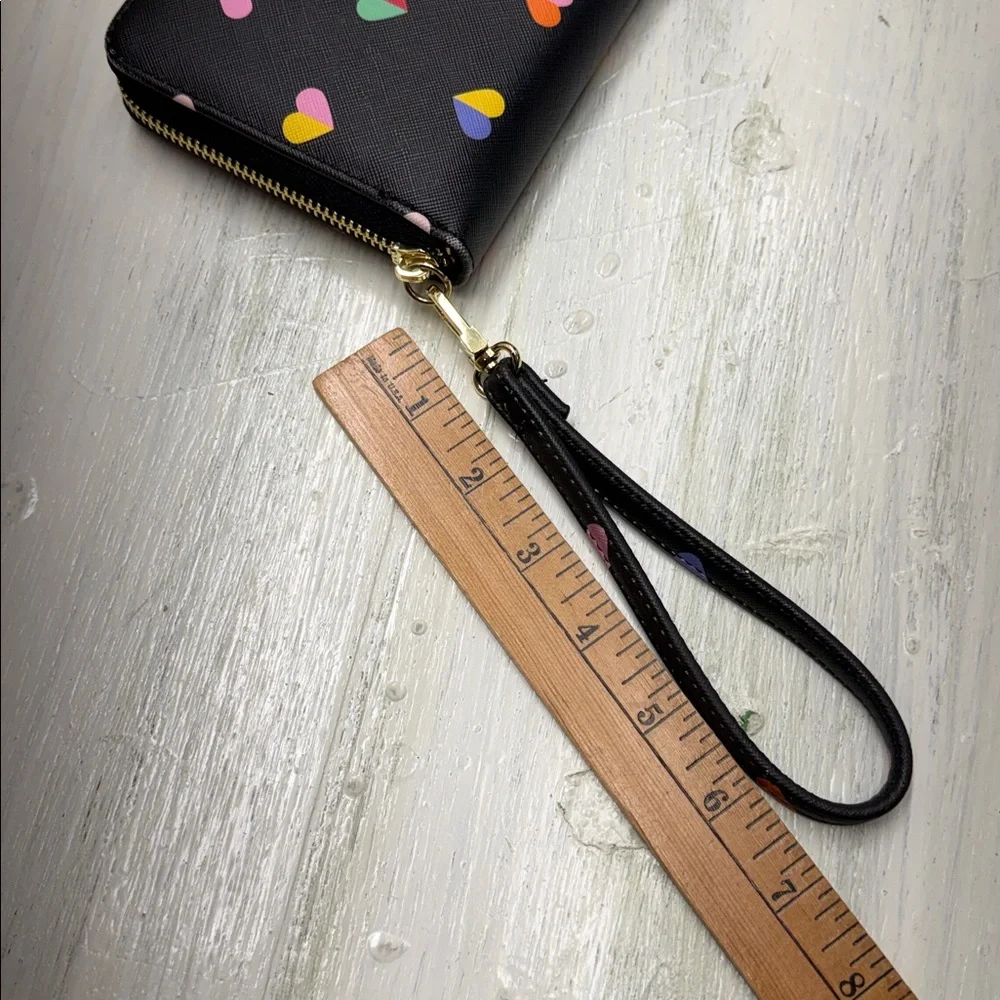 π5/$25 SALE!π Betsy Johnson Rainbow Hearts on Black Faux Leather Zip Up Wallet - Picture 14 of 14
